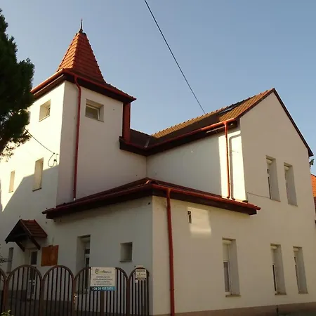 Apartament Kempelen Kuria *